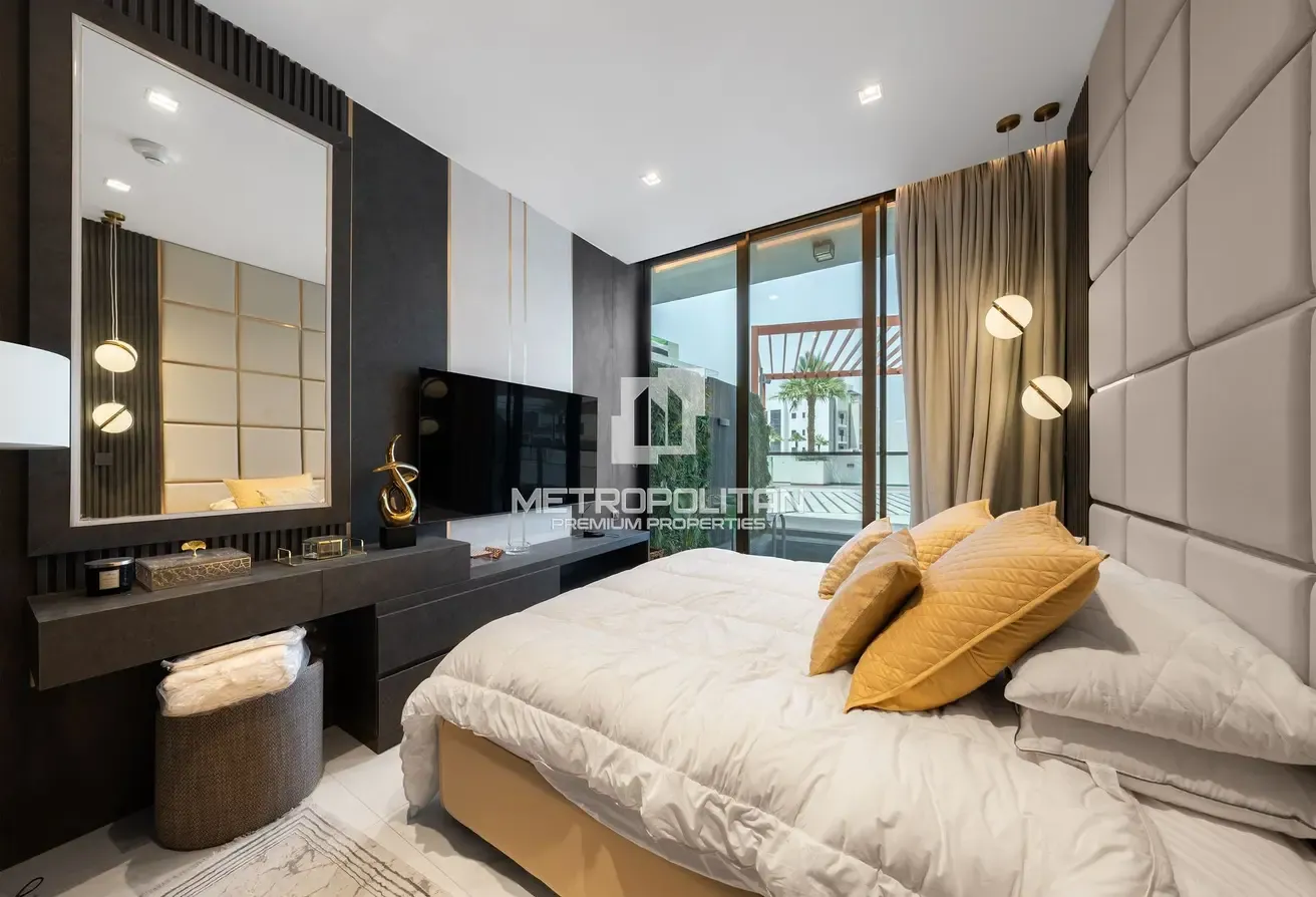 Vacant | Upgraded | Private Pool | Biggest Layout