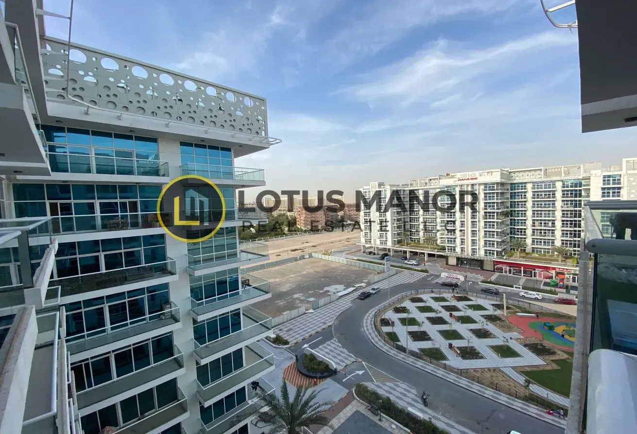 Furnished & Upgraded | Studio | Ready to Move