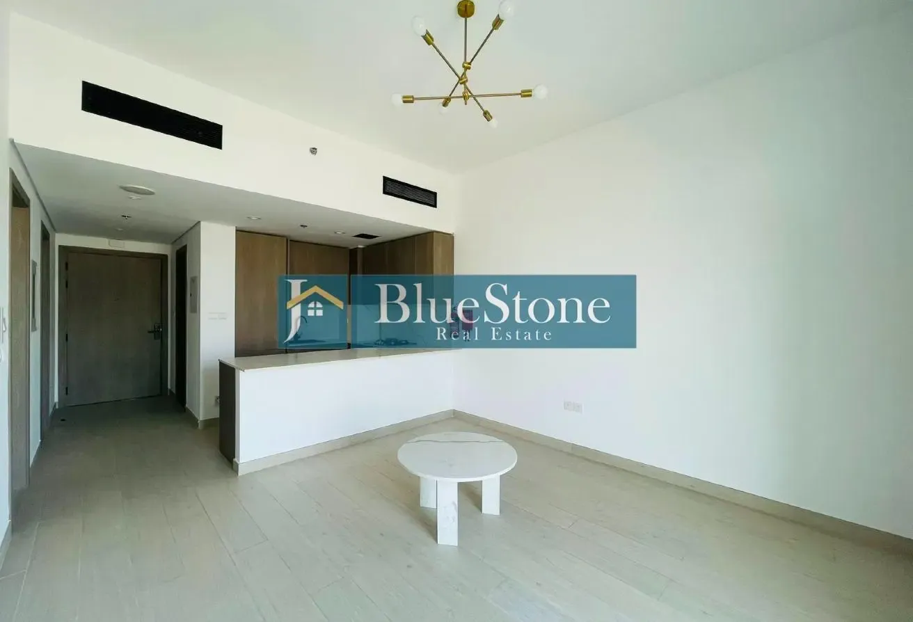 1 Bed with Study | Open View | Vacant