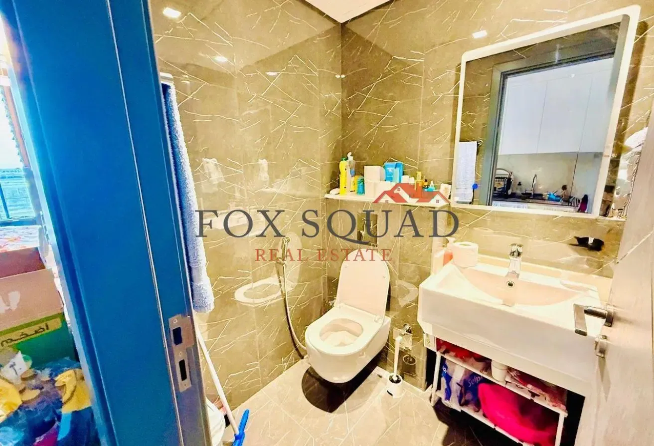 12 CHEQ | BALCONY | WELL FURNISHED | READY TO MOVE