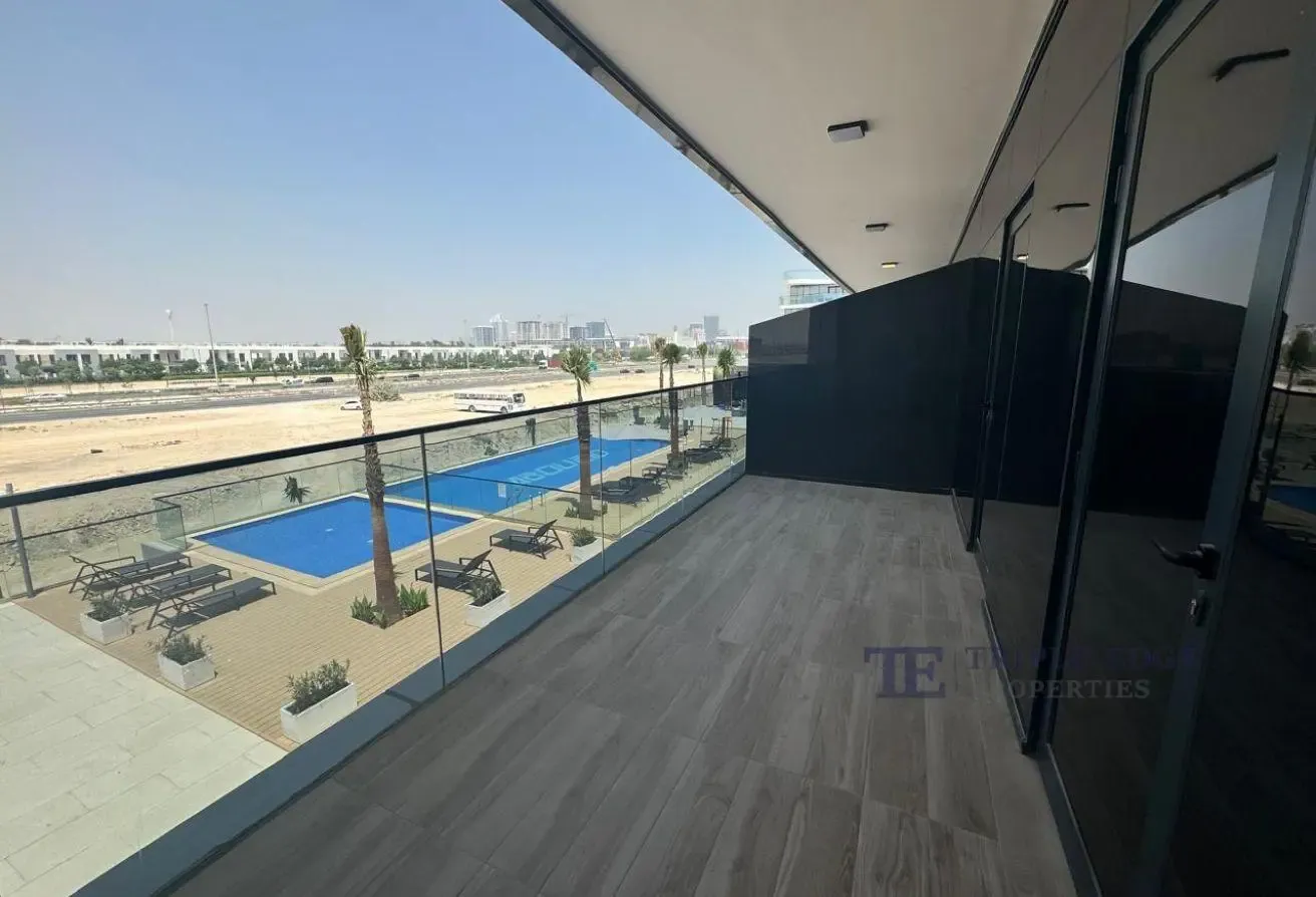 Pool View | Vacant | Spacious