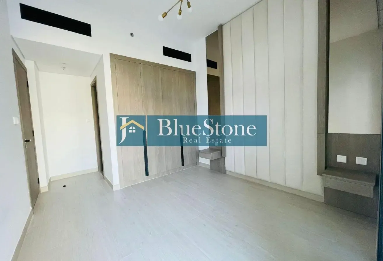 One Bed with Pool View | Vacant