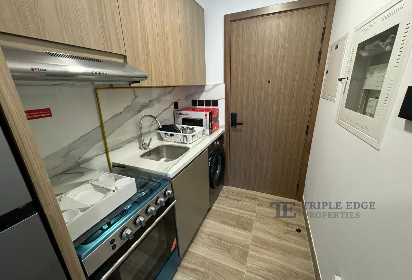 FULLY FURNISHED | PARK VIEW | SMART HOME