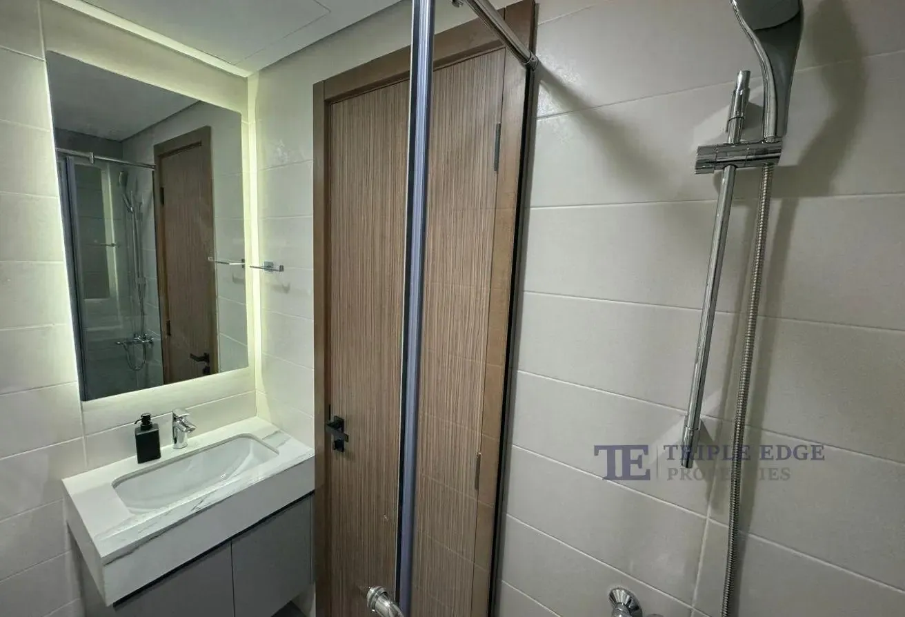 FULLY FURNISHED | PARK VIEW | SMART HOME