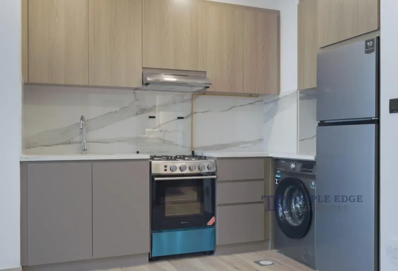 Pool View | Vacant | Kitchen Appliances