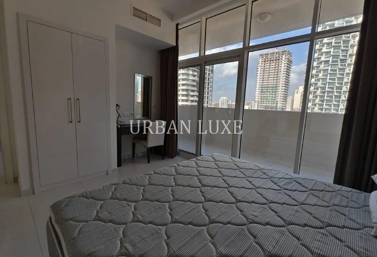 Pool View | Fully Furnished | Ready to Move