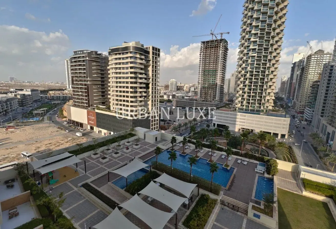 Pool View | Fully Furnished | Ready to Move
