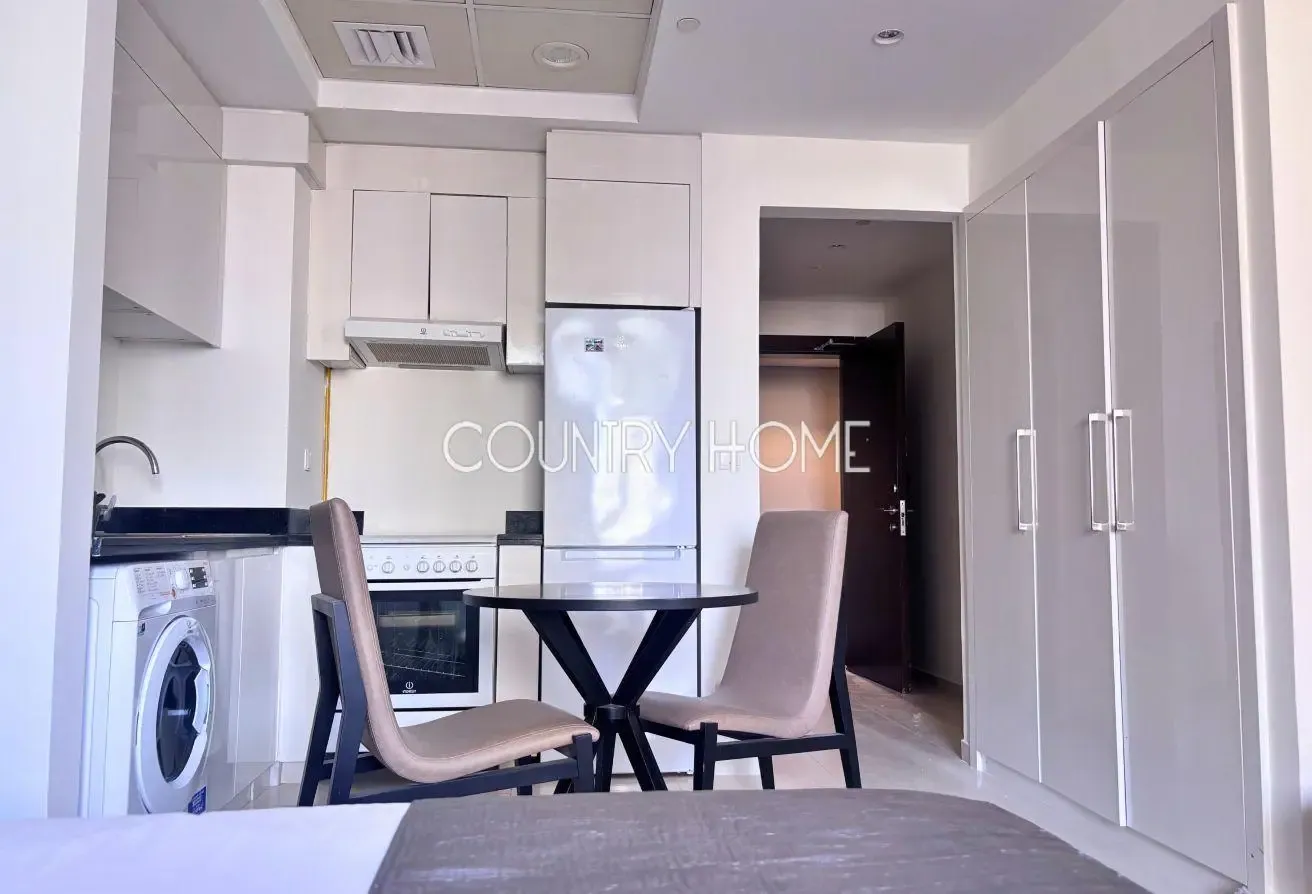 Fully Furnished | High Floor | Ready to Move
