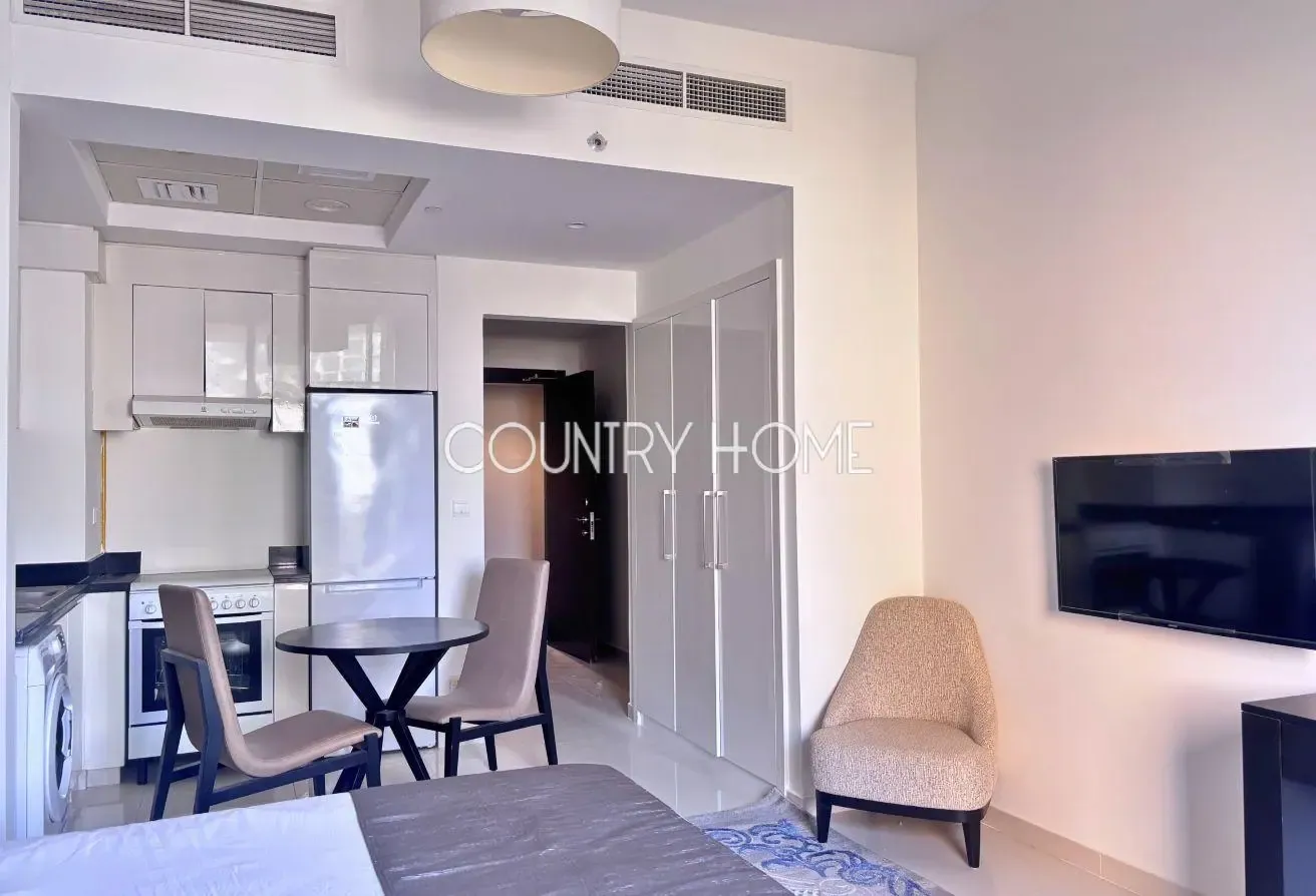Fully Furnished | High Floor | Ready to Move