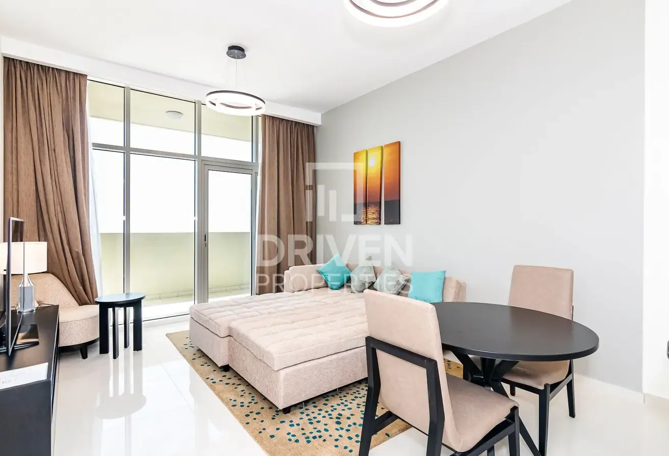 Community View | High Floor | Furnished Apt