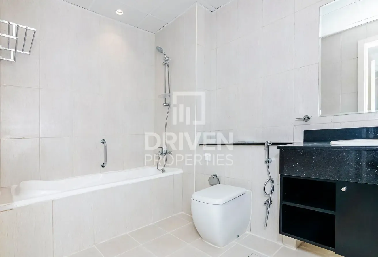 Community View | High Floor | Furnished Apt