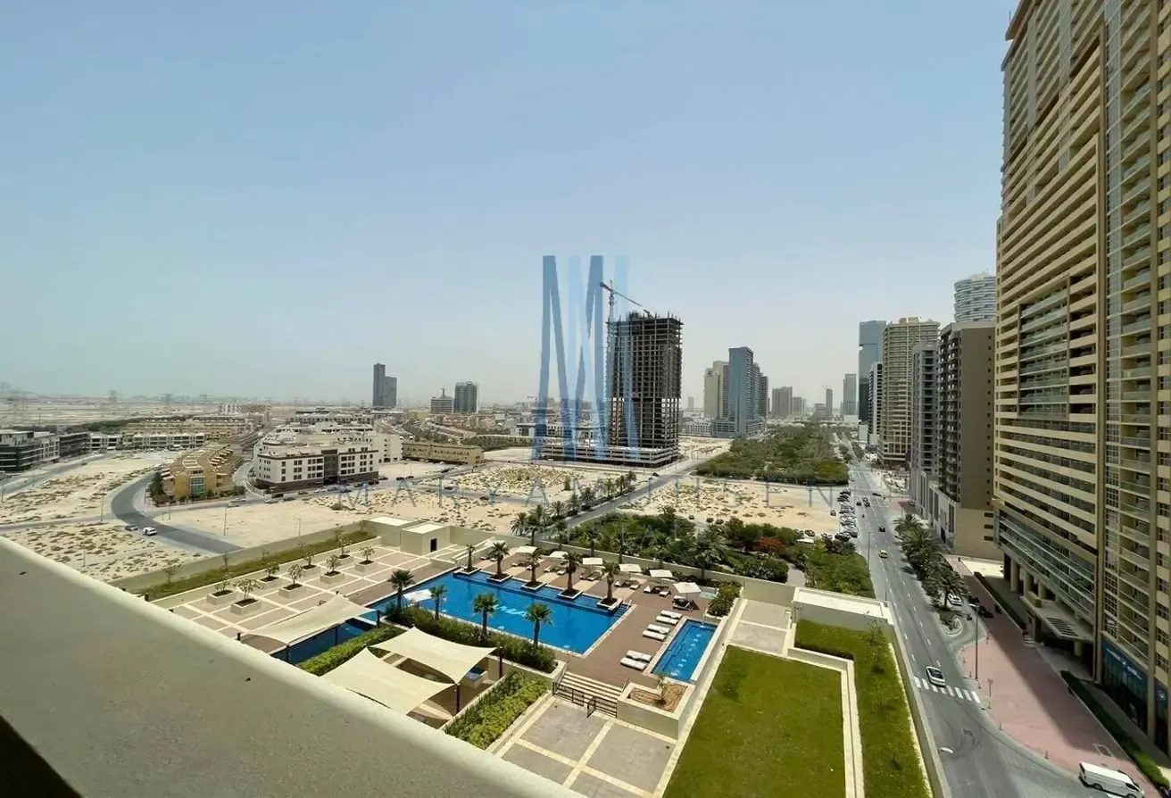 Fully Furnished | Modern Layout | Close to Exit