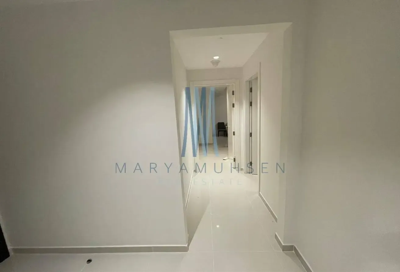 Fully Furnished | Modern Layout | Close to Exit