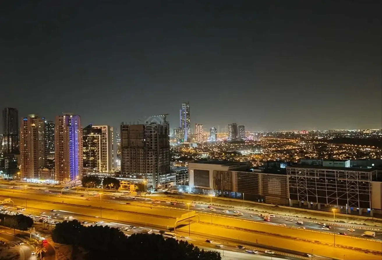 FULLY FURNISHED/NEAR ALKHAIL EXIT/MARINA VIEW