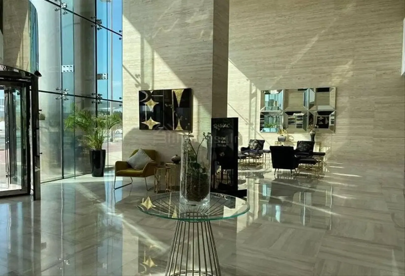 FULLY FURNISHED/NEAR ALKHAIL EXIT/MARINA VIEW
