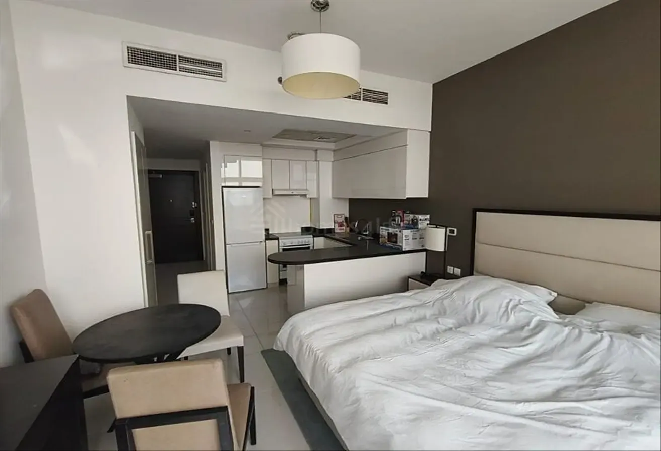 FULLY FURNISHED/NEAR ALKHAIL EXIT/MARINA VIEW