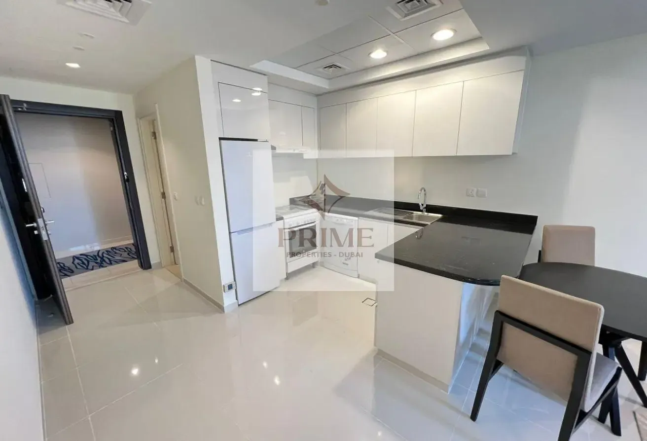 Pool View | High Floor | Fully Furnished