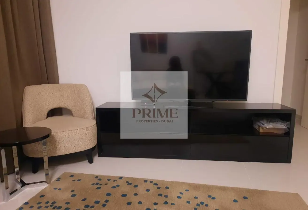 Pool View | High Floor | Fully Furnished