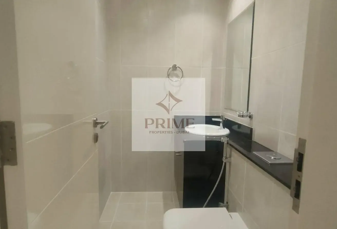 Pool View | High Floor | Fully Furnished