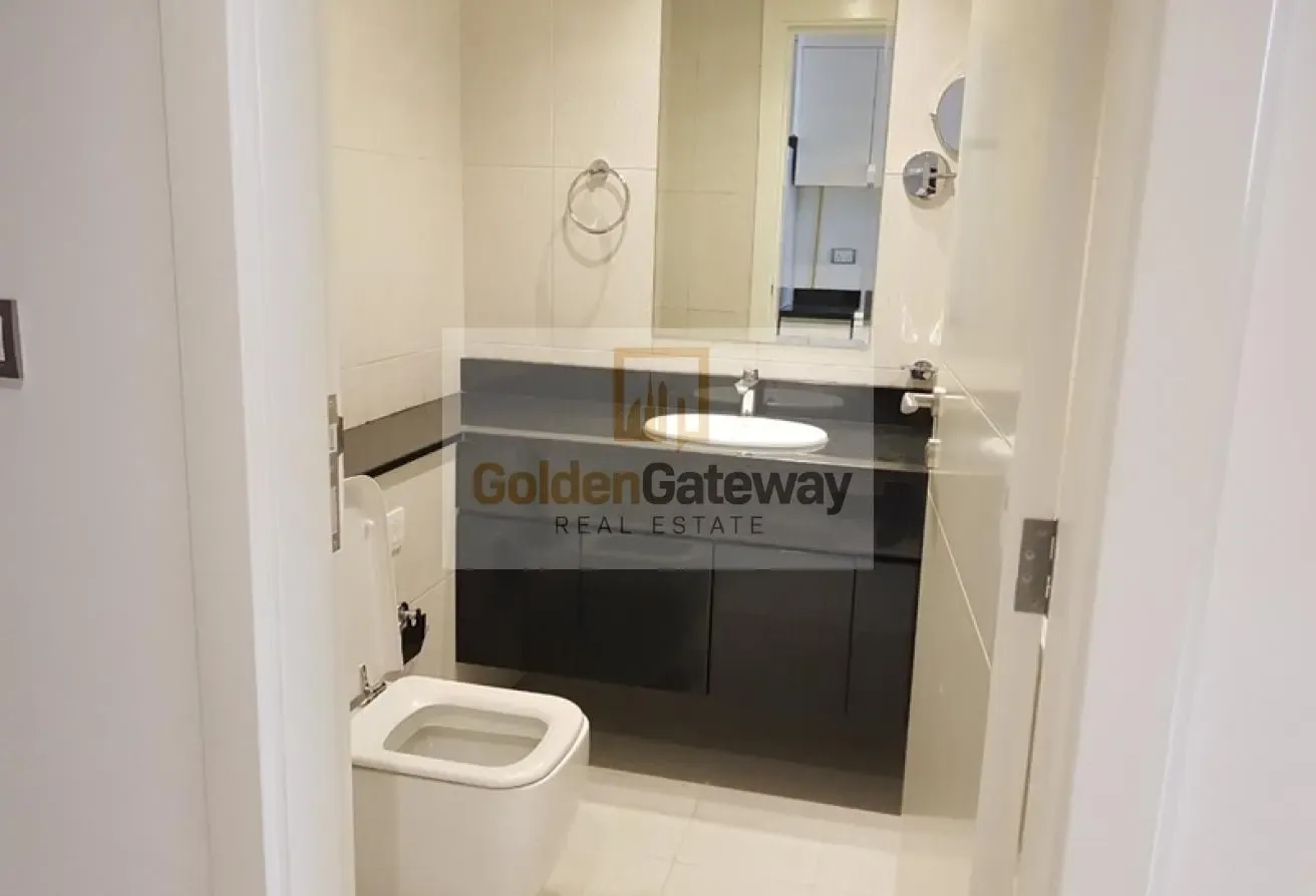 Well maintain Fully Furnished Studio|Ready to move