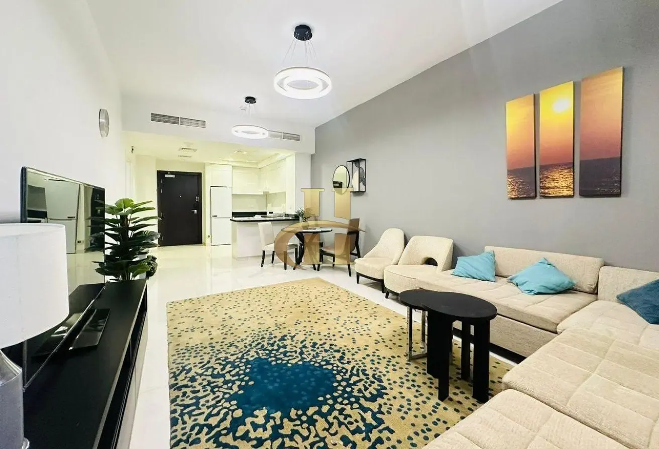 Huge Apartment | Pool View | Flexible Payments