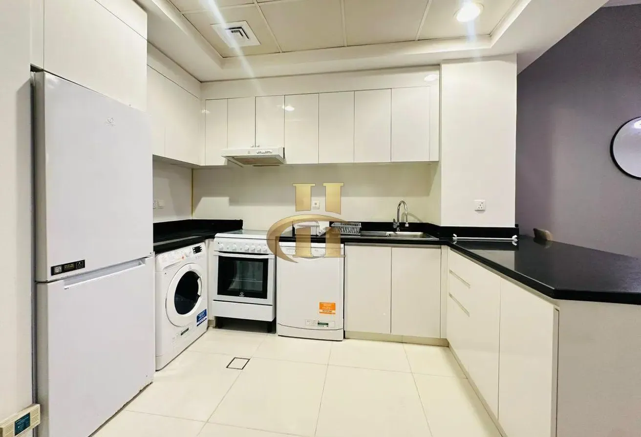 Huge Apartment | Pool View | Flexible Payments