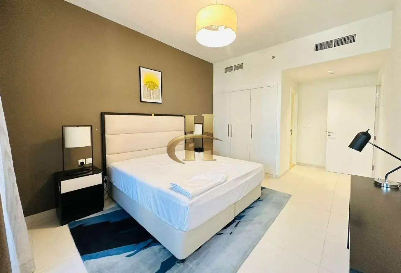 Huge Apartment | Pool View | Flexible Payments