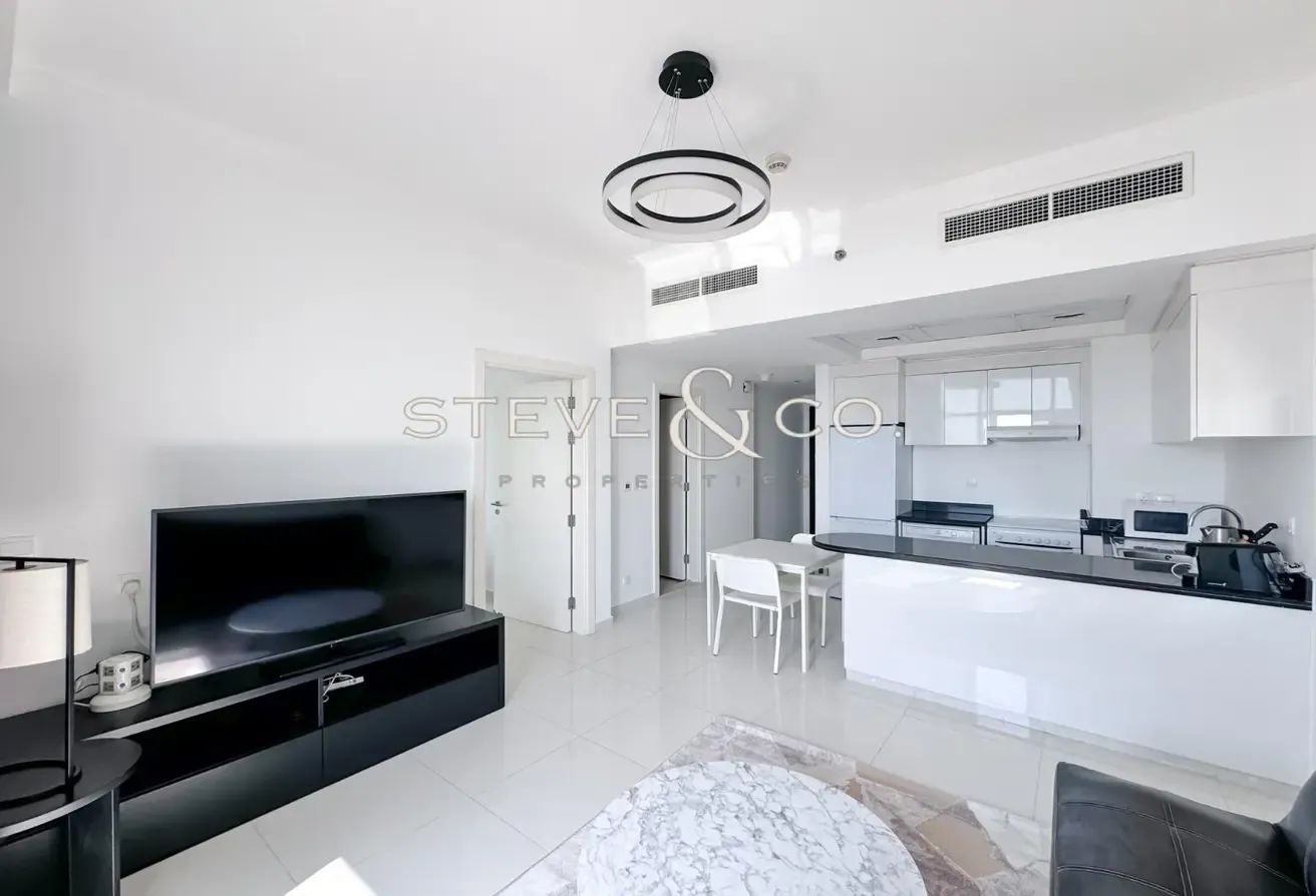 Fully Furnished | High Floor | Community View