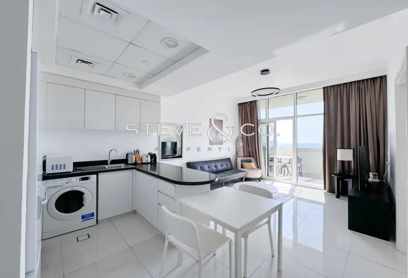 Fully Furnished | High Floor | Community View