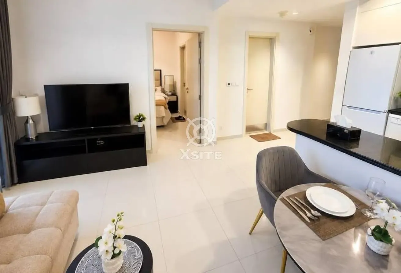 Fully Furnished|Modern Living|Vacant Unit
