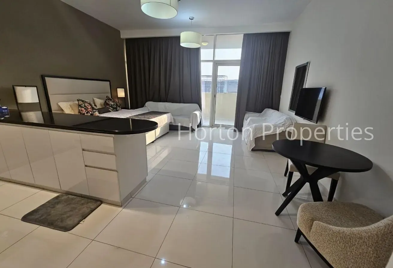 FULLY FURNISHED I VACANT I CLOSE TO JVC EXIT