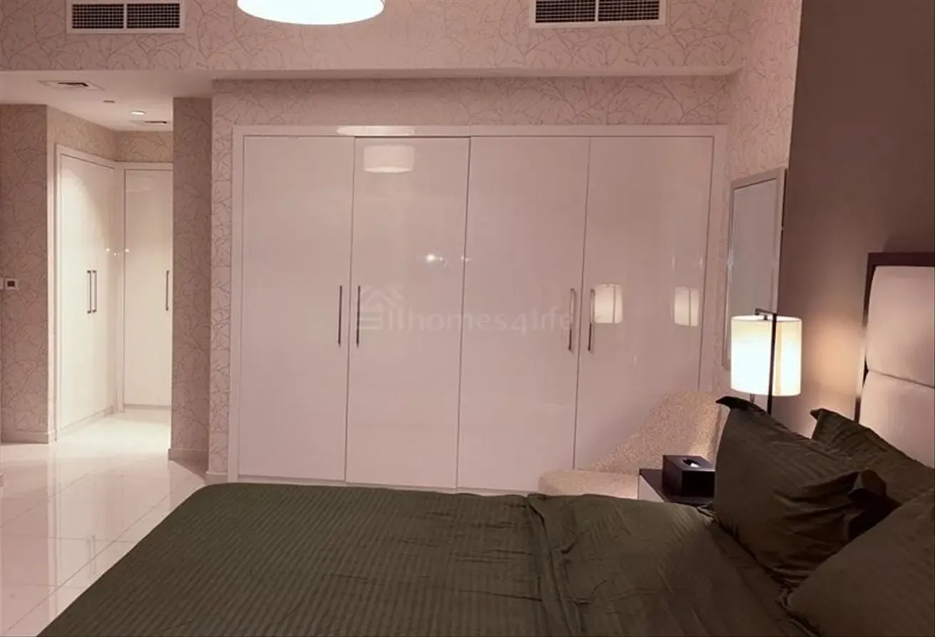 Spacious 3-Bedroom Apartment | Stunning Views