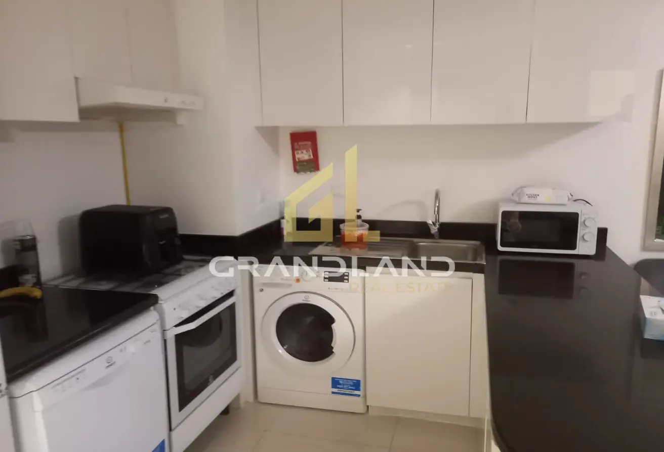 Affordable 1BR | Prime Location | Balcony