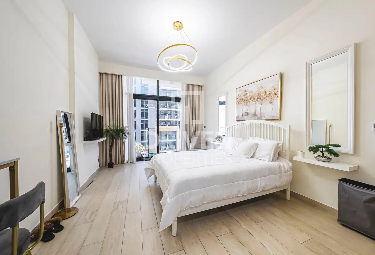 Furnished | Spacious Layout | Mid Floor Apt