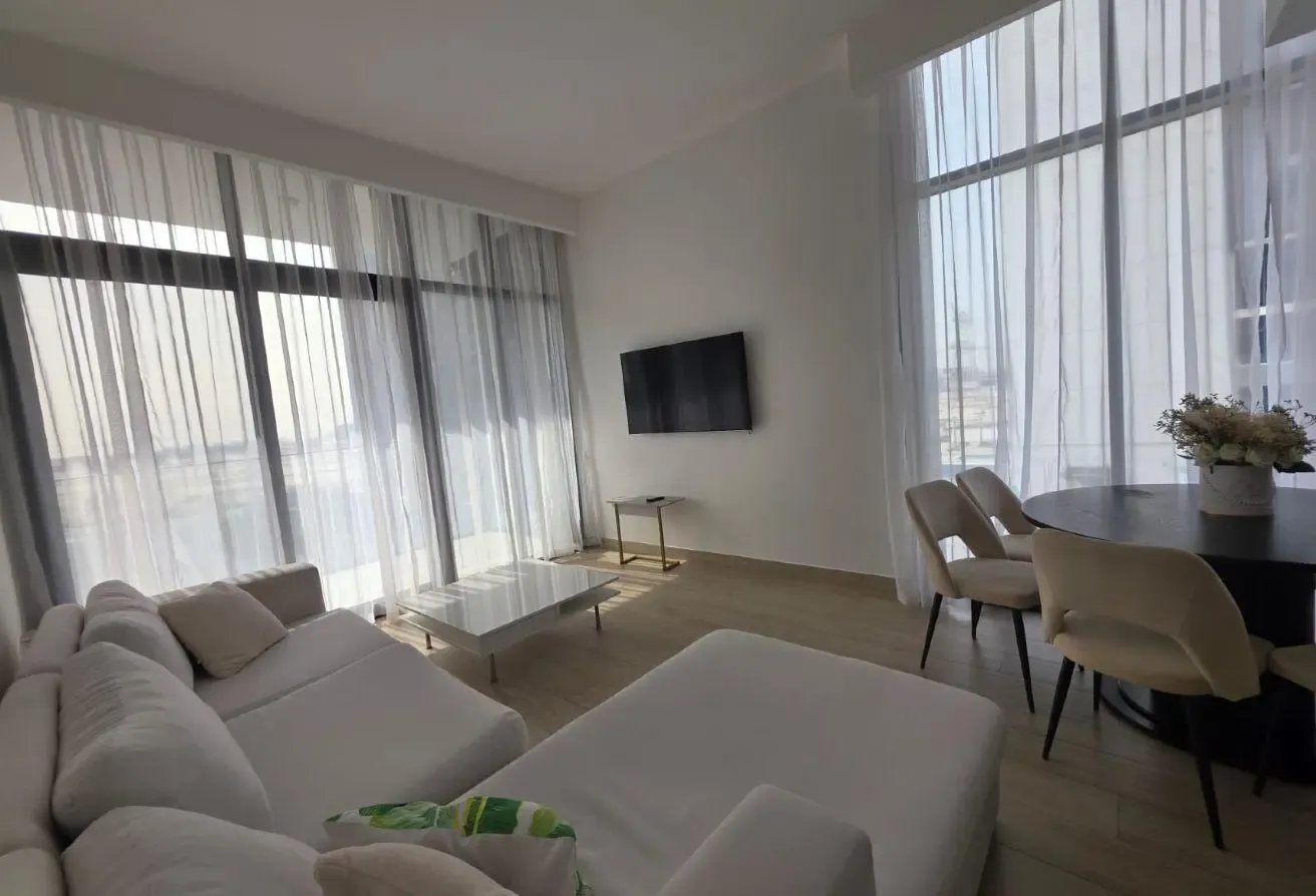 1BHK | SPACIOUS | CHILLER FREE