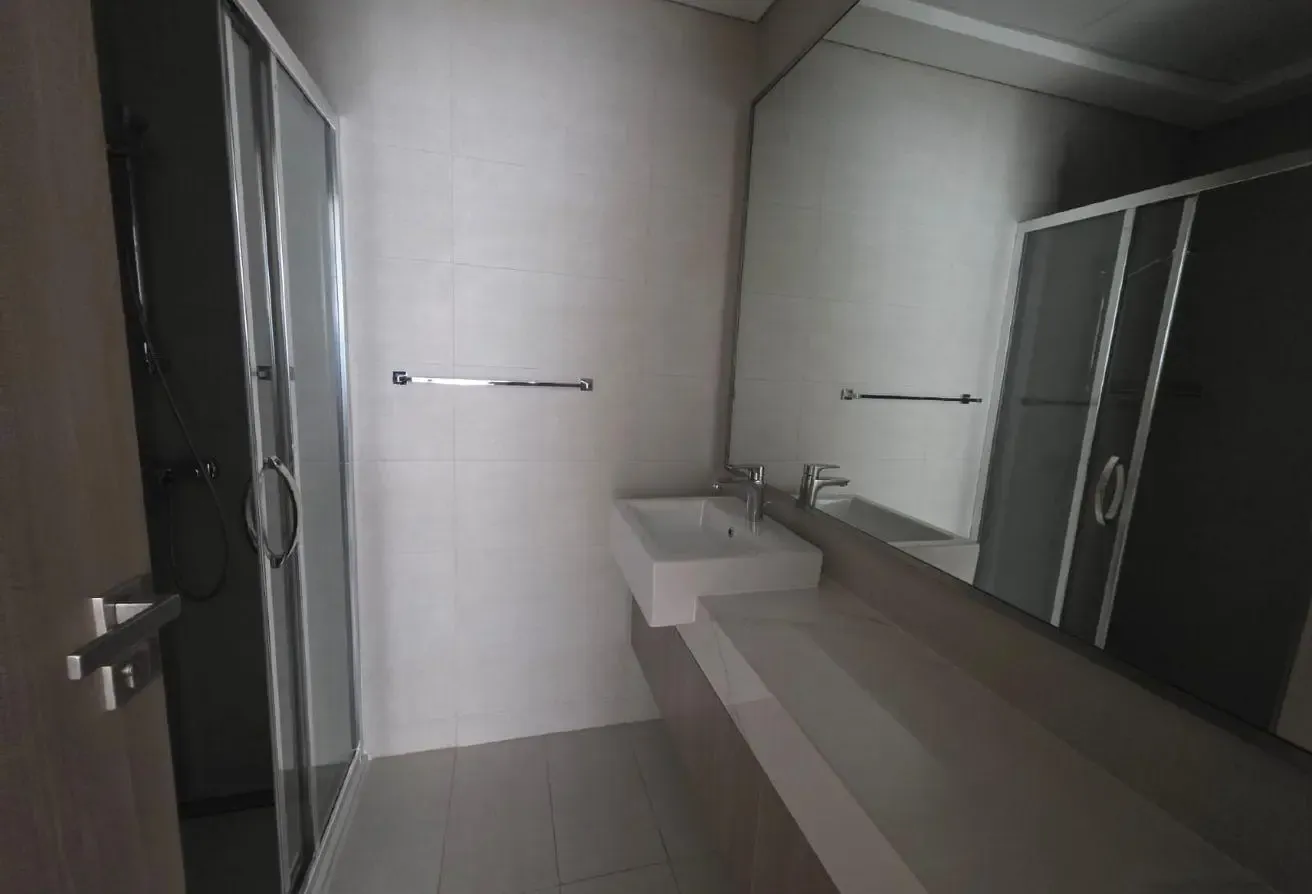 1BHK | SPACIOUS | CHILLER FREE