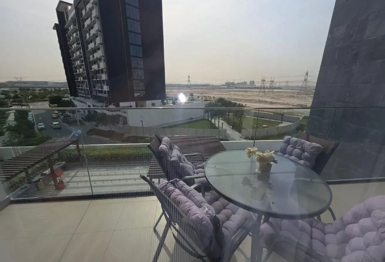 1BHK | SPACIOUS | CHILLER FREE