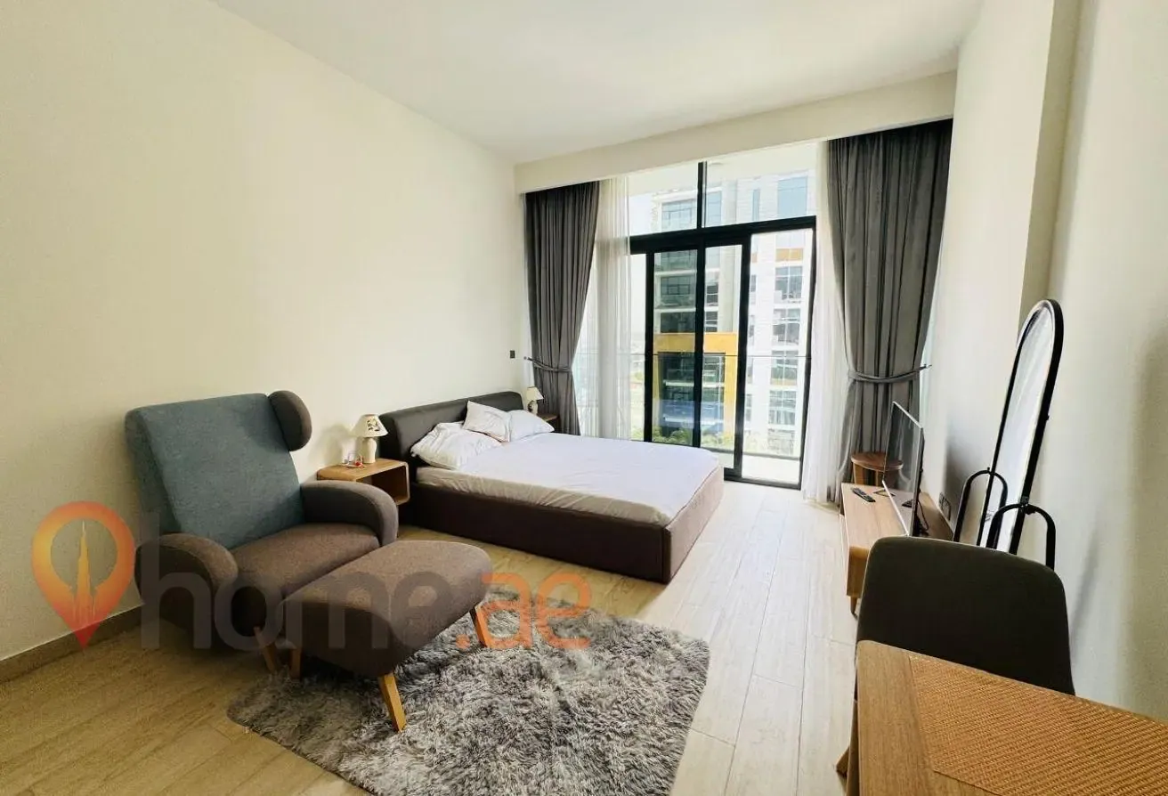 Luxury Studio | Fully Furnished | Community View