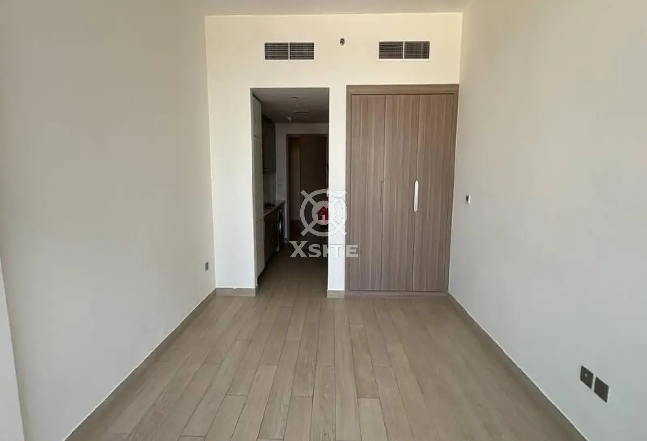 Unfurnished Studio | Kitchen Appliances |Pool View