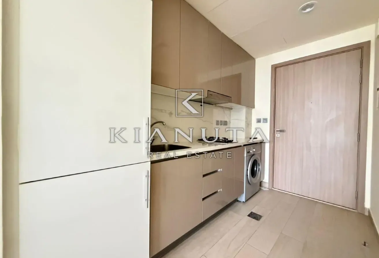 BIGGEST SIZE | MIDDL FLOOR | LAGOON VIEW | LOCATED