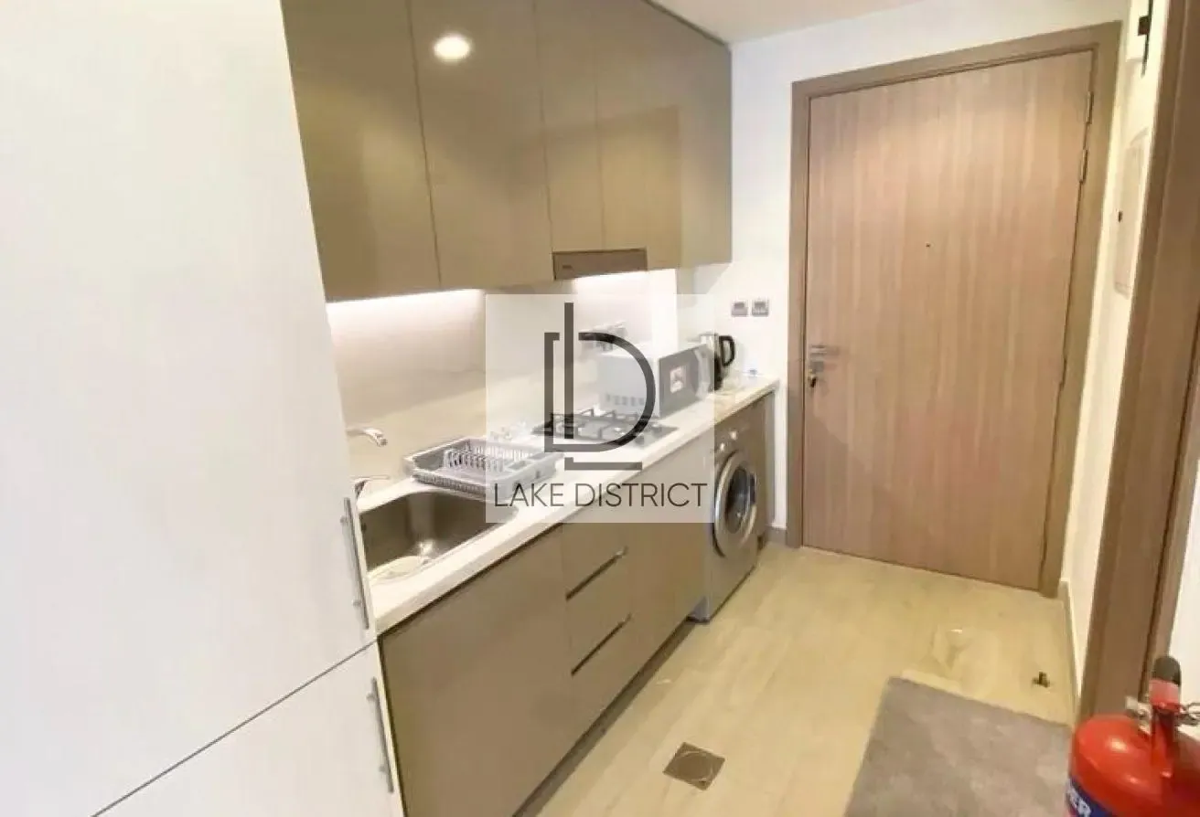 Spacious Furnished | Spacious | Vacant & Ready