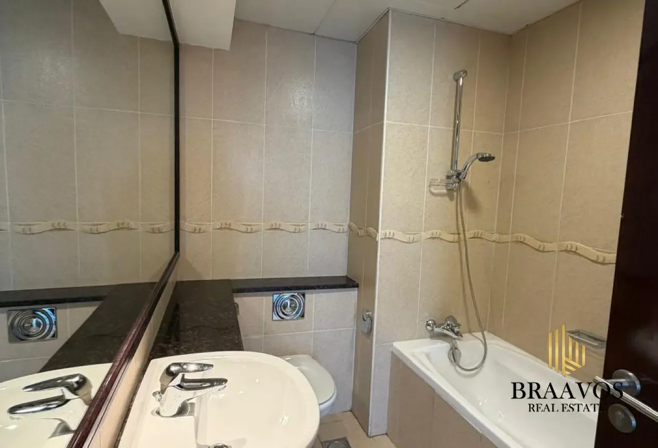 UPGRADED | HIGHER FLOOR | UNFURNISHED