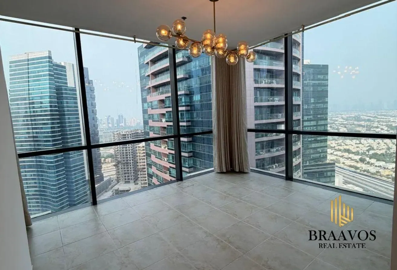 UPGRADED | HIGHER FLOOR | UNFURNISHED