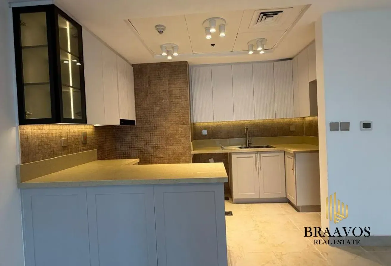 UPGRADED | HIGHER FLOOR | UNFURNISHED