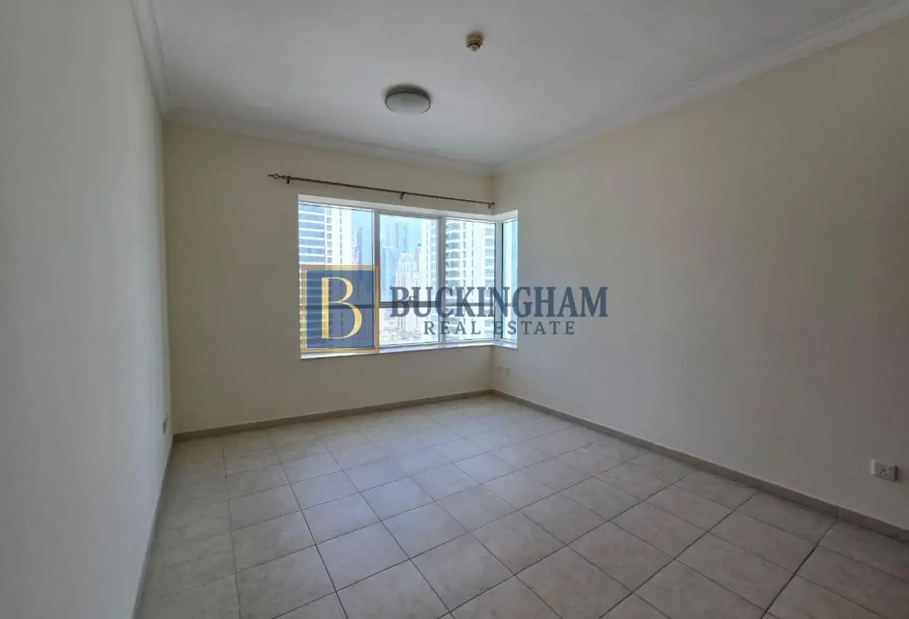 Unfurnished 1BR | Lake View I Avail in Sep