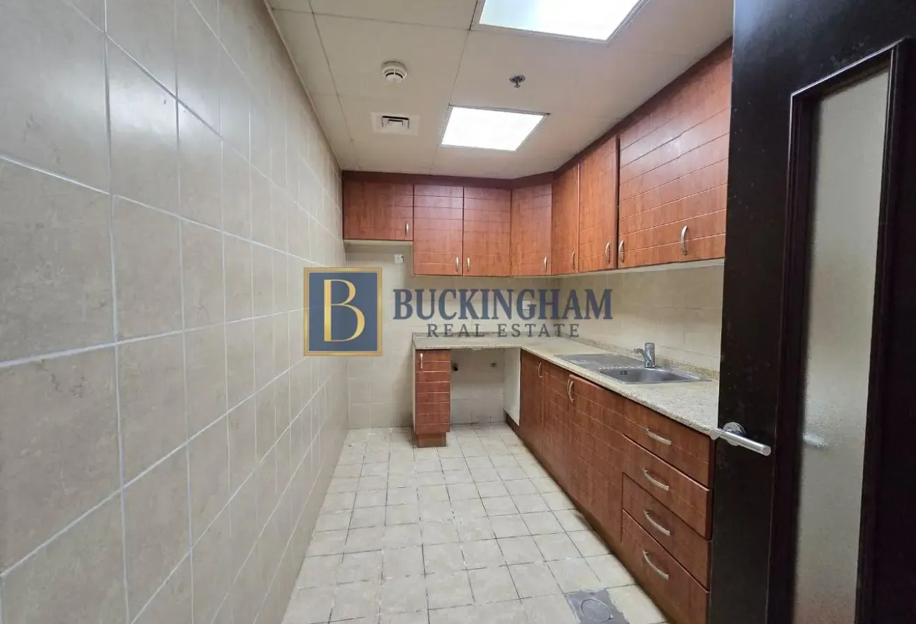 Unfurnished 1BR | Lake View I Avail in Sep