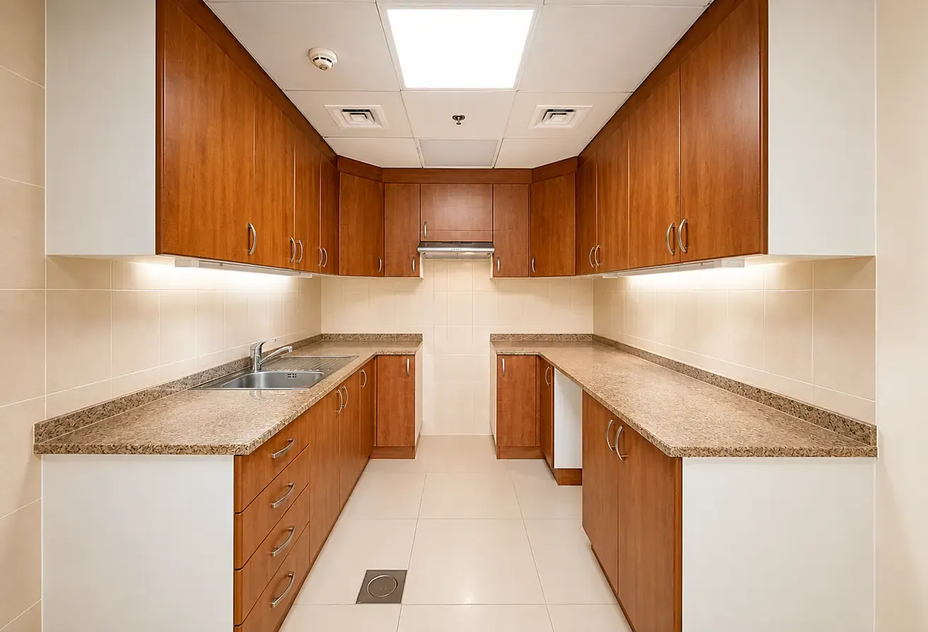 Vacant | Unfurnished | Lake View | Closed Kitchen