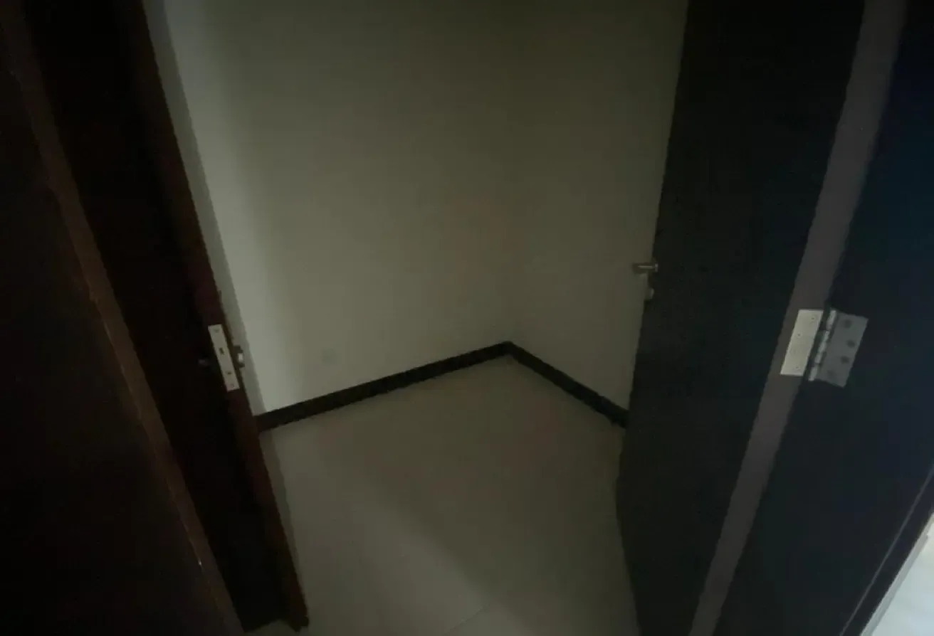 3BHK + MAID| LAKE VIEW| WITH BALCONY| VACANT|