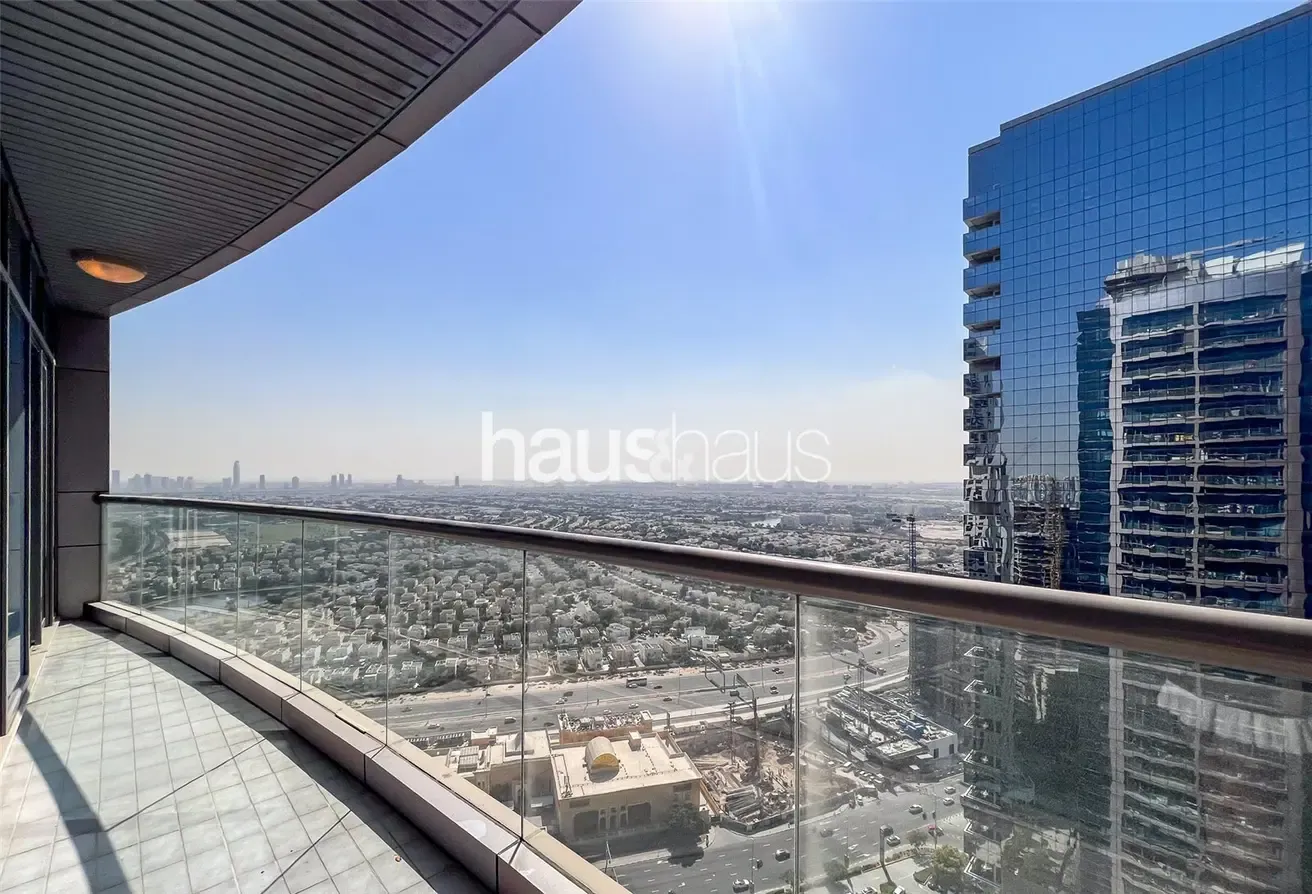 Spacious 3BR + Maid | Large Balcony | Unfurnished