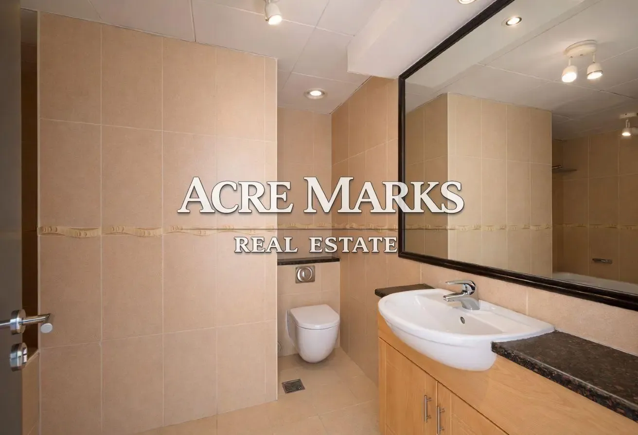 Spacious 4BR | Lake View | Inquire Now
